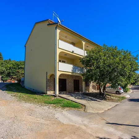 Apartment Pirin *