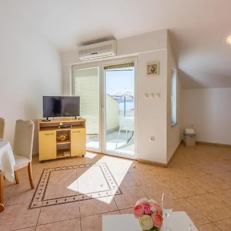 Pirin Apartment