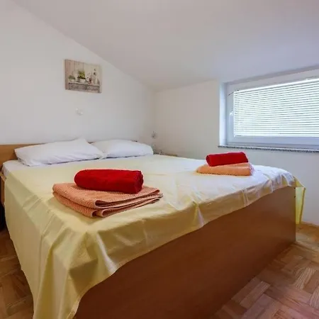 Apartment Pirin *